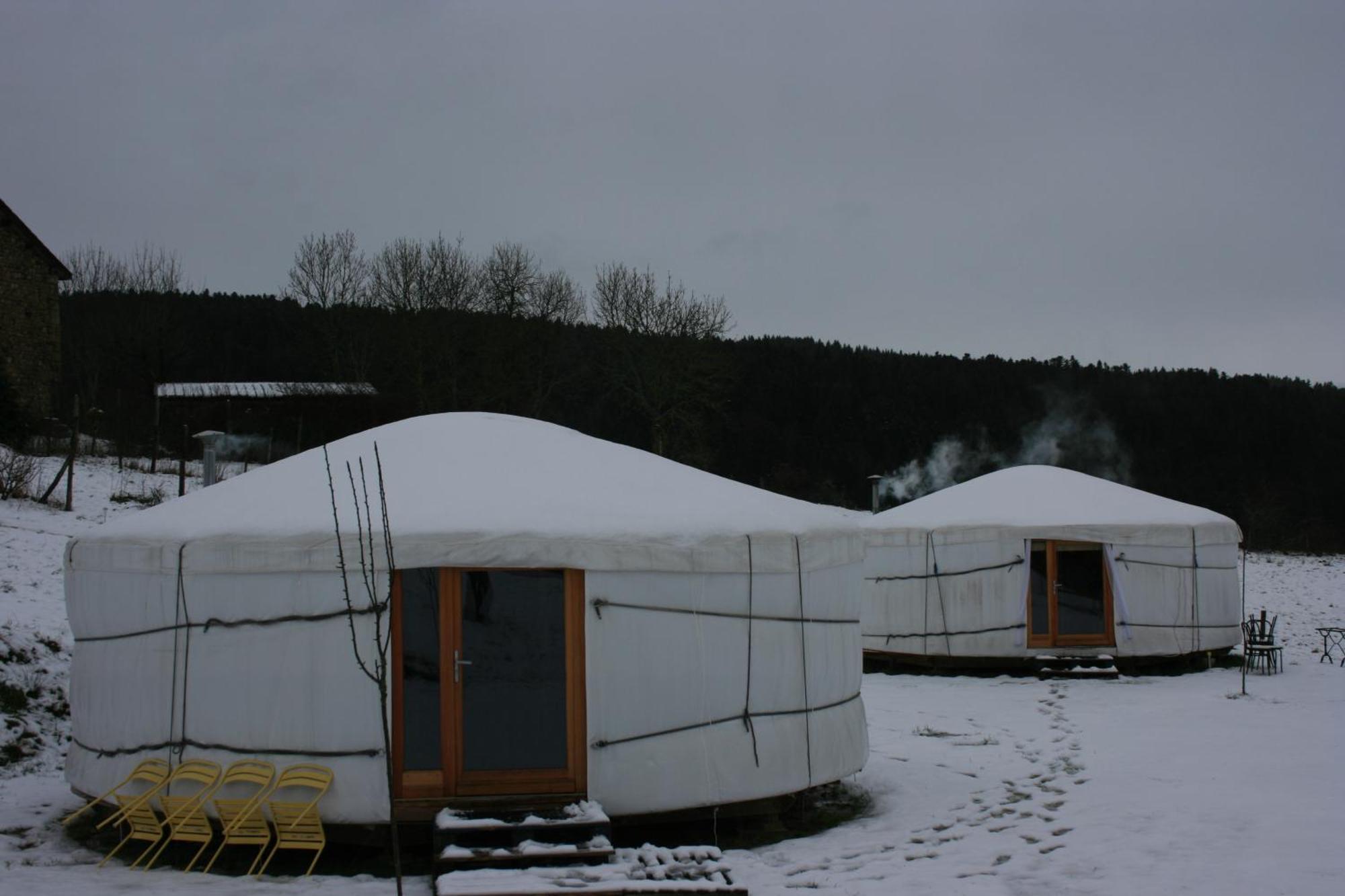 Yourtes en Terrasse Bonneval  Exterior foto